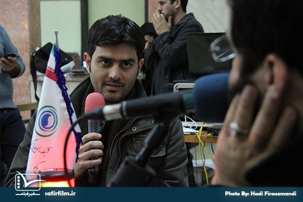 گفتگوی زنده کمیل سوهانی٬ کارگردان مستند «جای خالی» با برنامه رادیویی سینماعمار